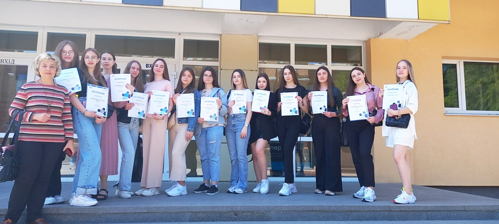 Майбутні вчителі англійської мови отримують неформальну освіту