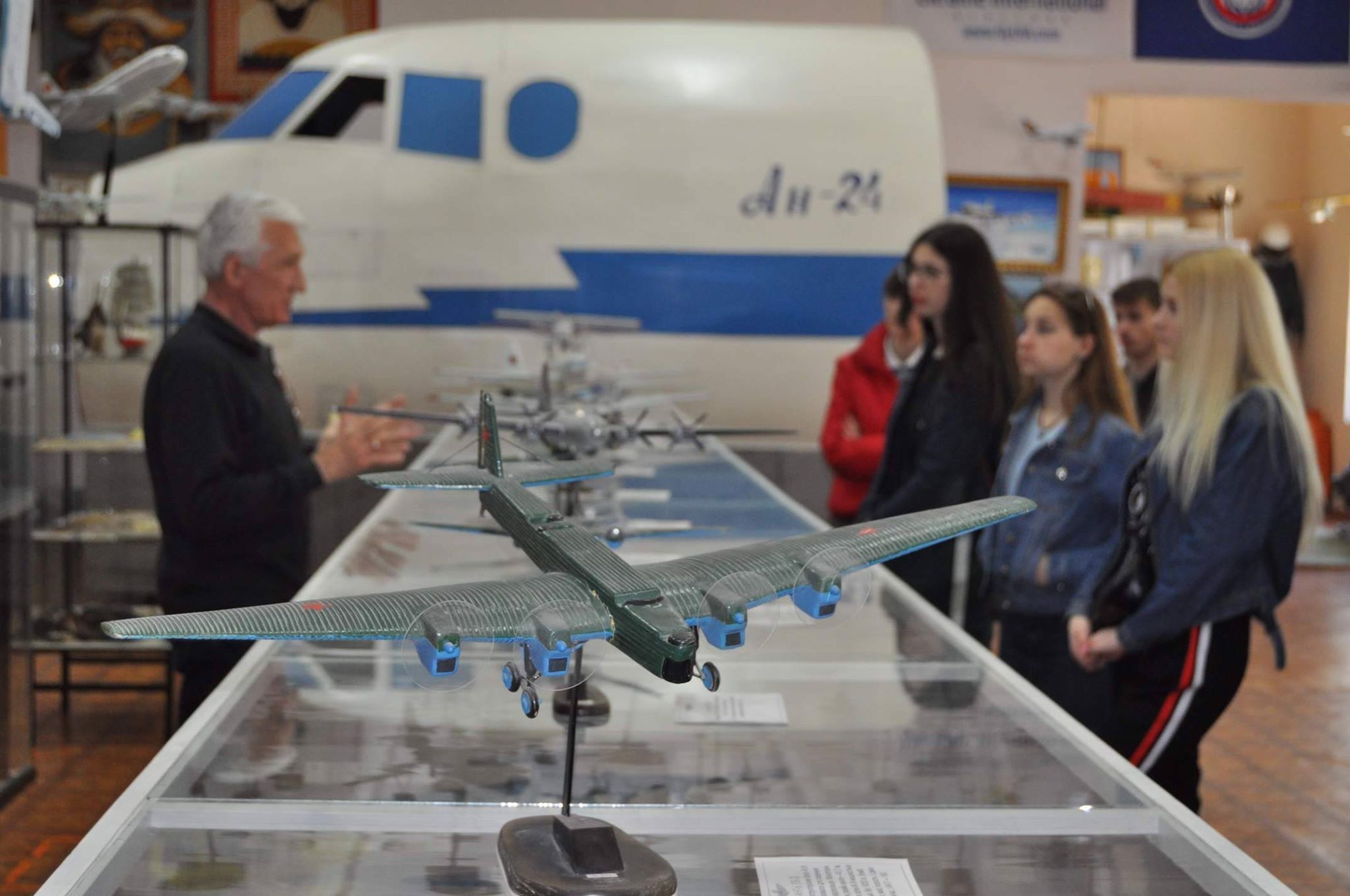 58649449 2413637202204726 8894947870688411648 n